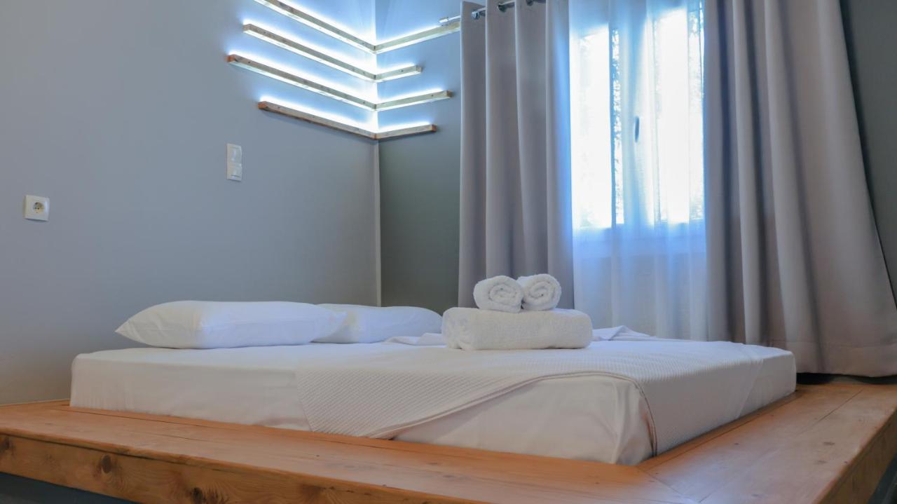 Spitakia-Cozy & Comfy Apartments 10Minutes From The Airport Artemida  Exteriör bild