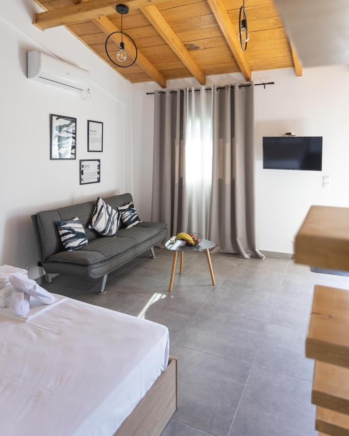 Spitakia-Cozy & Comfy Apartments 10Minutes From The Airport Artemida  Exteriör bild